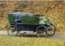 Carica l&#39;immagine nel visualizzatore di Gallery, Cartolina Postcard Auto De Dion Bouton 1898 Type: Quadricycle - Garami Milano