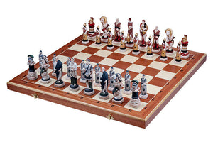 Set Scacchi Spartakus con pezzi in polvere di marmo e scacchiera in legno