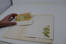Carica l&#39;immagine nel visualizzatore di Gallery, Carta da Lettere Nice Flowers di Menca Cards