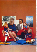 Carica l&#39;immagine nel visualizzatore di Gallery, Cartolina Famiglia Anni 60/70 Postcard Family 60s/70s (11) Cecami [935]