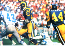 Carica l&#39;immagine nel visualizzatore di Gallery, Cartolina Italcards (9810224) - Football Americano Los Angeles Rams vs Dallas Cowboys