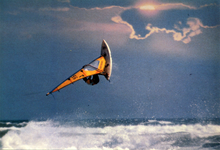 Carica l&#39;immagine nel visualizzatore di Gallery, Cartolina Windsurf - Italcards Bologna (9810088)