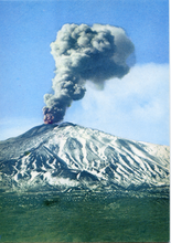 Carica l&#39;immagine nel visualizzatore di Gallery, Cartolina Etna Eruzione 1972 m.3370 s.m. (105)