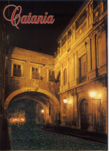 Carica l&#39;immagine nel visualizzatore di Gallery, Cartolina Catania Via Crociferi (Notturno) con Glitter [56932] Kina Italia
