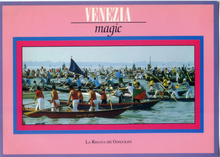 Carica l&#39;immagine nel visualizzatore di Gallery, Cartolina Venezia magic - La Regata dei Gondolini (36019/F) Kina Italia