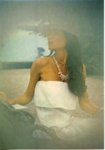 Carica l&#39;immagine nel visualizzatore di Gallery, Cartolina Postcard Donna su sedia 2/1246/E  Garami Milano Anni &#39;80