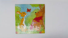Carica l&#39;immagine nel visualizzatore di Gallery, Puzzle 20 Waddingtons &quot;Winnie the pooh&quot; in legno - Vintage