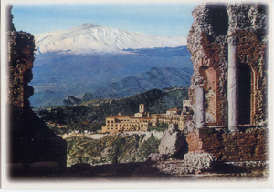 Cartolina Taormina Teatro Greco e S.Domenico con veduta Etna (50249) Kina Italia