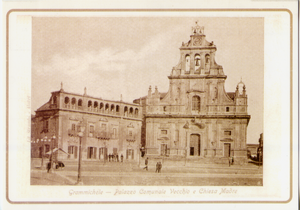 Cartolina Grammichele Palazzo Comunale Vecchio e Chiesa Madre (A1)
