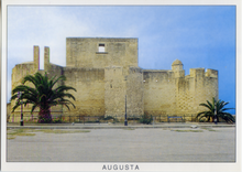Carica l&#39;immagine nel visualizzatore di Gallery, Cartolina Augusta Castello di Brucoli [54666] Kina Italia