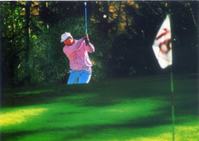 Carica l&#39;immagine nel visualizzatore di Gallery, Cartolina Italcards (9810228) - Golf - Palla verso il Green alla buca 18