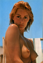 Carica l&#39;immagine nel visualizzatore di Gallery, Cartolina Nudo di Donna - Kina Italia Milano F/598 (2)