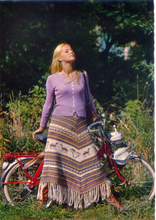 Carica l&#39;immagine nel visualizzatore di Gallery, Cartolina Donna all&#39;Aperto con Bici (1b) (922) Cecami