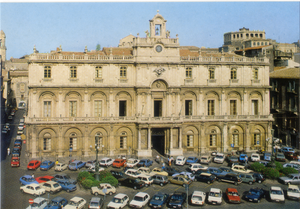 Cartolina Catania Piazza Università (26446) Kina Italia Anni'80