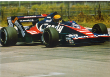 Carica l&#39;immagine nel visualizzatore di Gallery, Cartolina Auto Formula 1- Toleman n°35 (F/637) Kina Italia Anni &#39;80