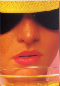 Cartolina Fantasia Italcards (9810260) - Viso di Ragazza con Occhiali da sole