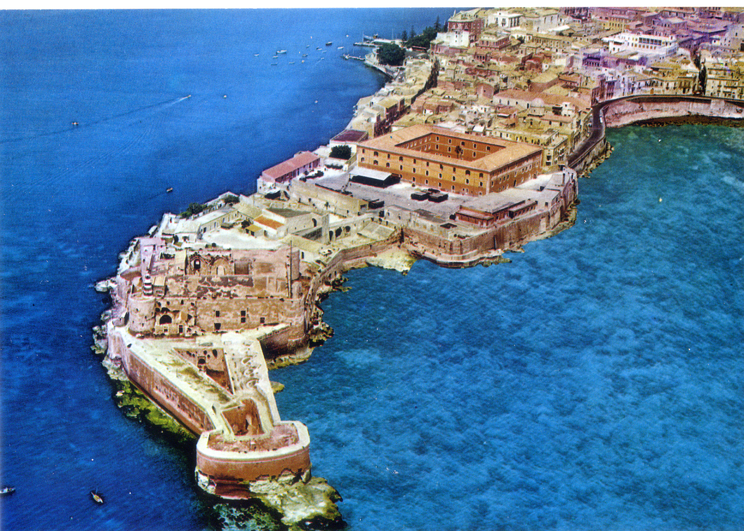 Cartolina Siracusa Panorama d'Ortigia (27/101) Edizione Marchione
