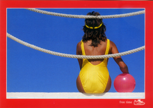 Carica l&#39;immagine nel visualizzatore di Gallery, Cartolina Collezione Free Time (501) - Italcards Bologna-Ragazza con Palla