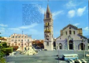 Cartolina Messina La Cattedrale e la fontana del Montorsoli