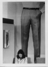 Carica l&#39;immagine nel visualizzatore di Gallery, Cartolina Fantasia Italcards B/N (9810221) - Donna con poster gigante