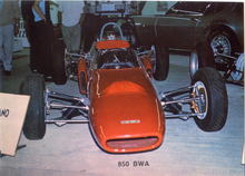Carica l&#39;immagine nel visualizzatore di Gallery, Cartolina Automobile 850 BWA (544/2) Continental S.r.l.