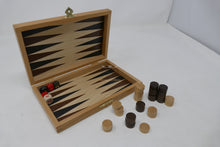 Carica l&#39;immagine nel visualizzatore di Gallery, Set Backgammon in legno di Faggio 19 cm